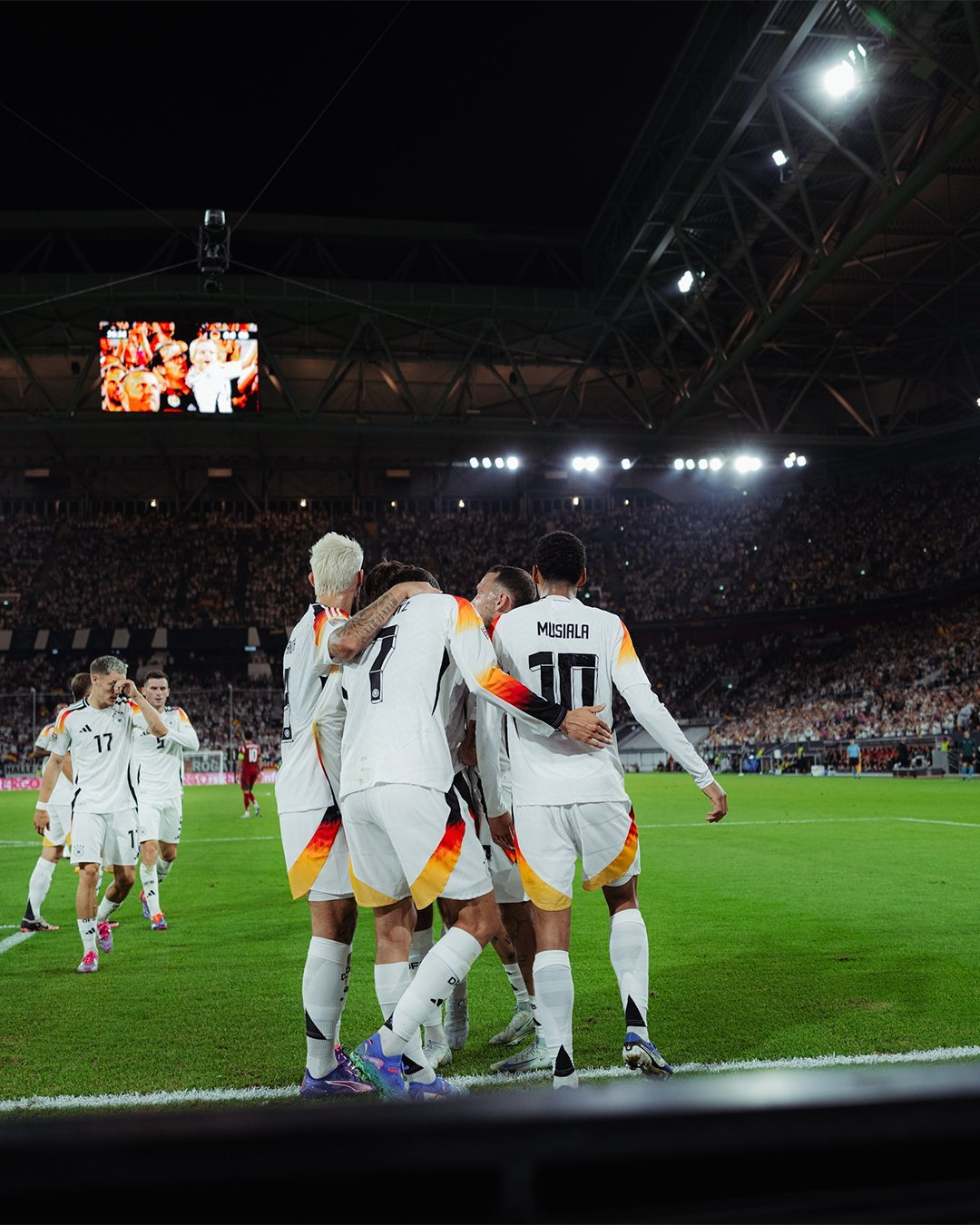 尊龙凯时-欧国联顶尖球队较量激烈，胜负难分的简单介绍