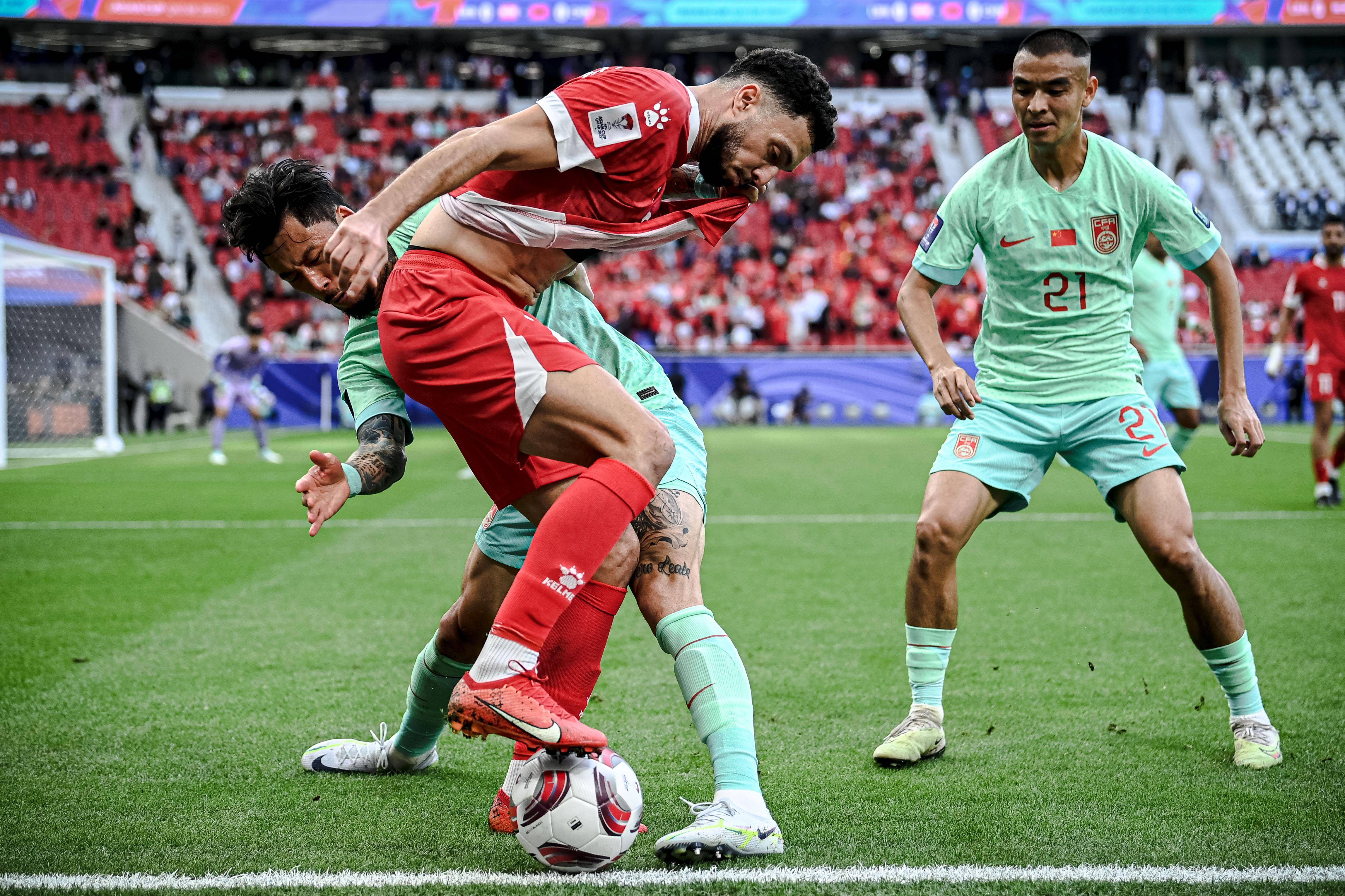 尊龙凯时-黎巴嫩选手以优异表现统领小组